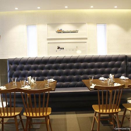 The Port Hotel Visakhapatnam Ngoại thất bức ảnh