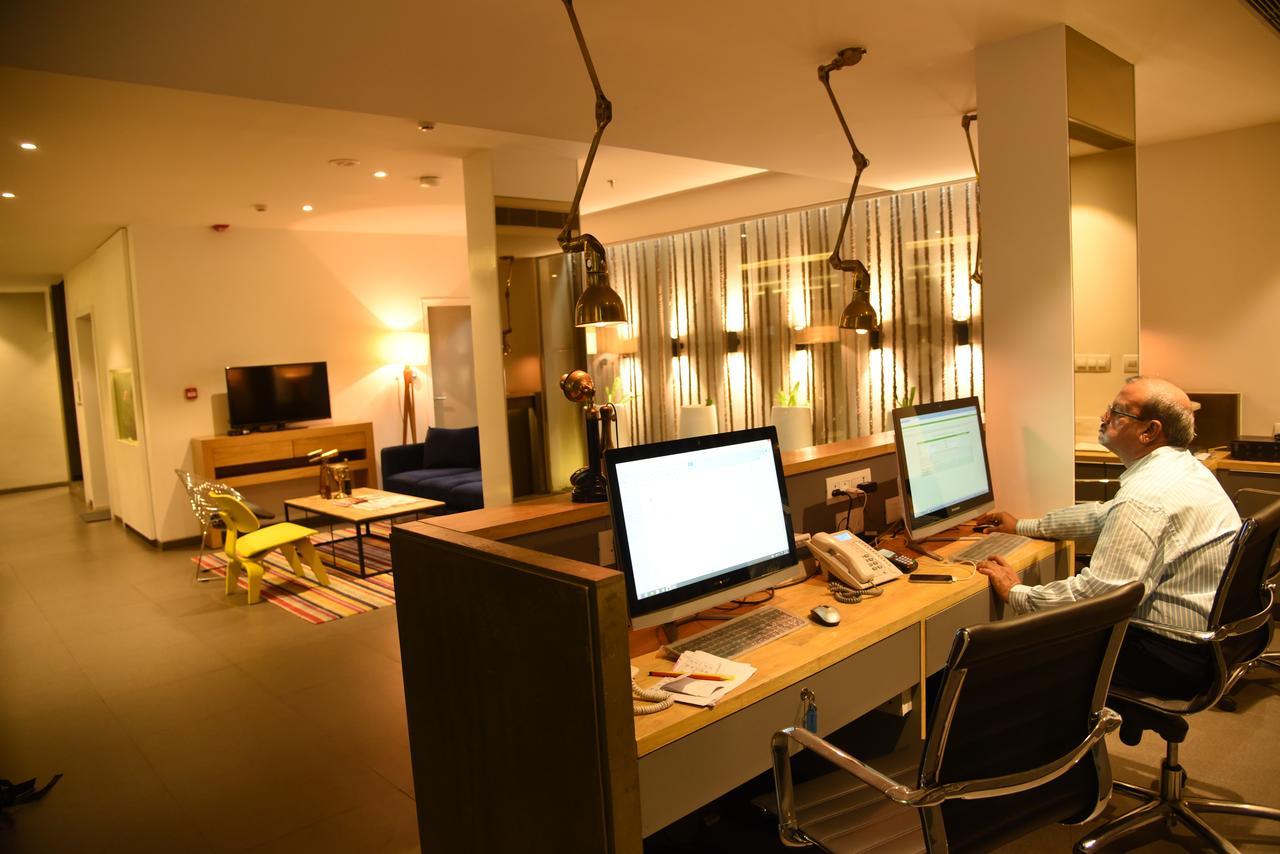 The Port Hotel Visakhapatnam Ngoại thất bức ảnh