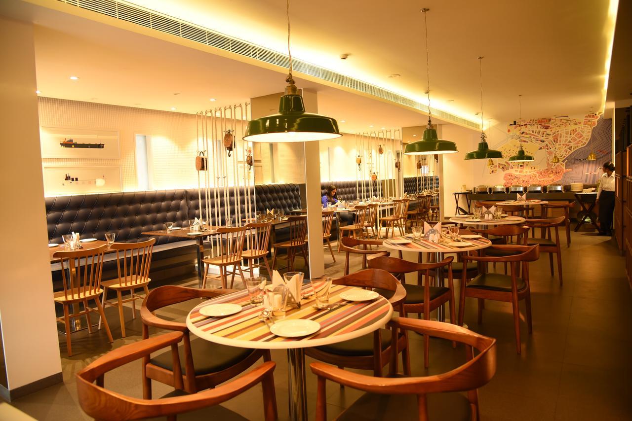 The Port Hotel Visakhapatnam Ngoại thất bức ảnh