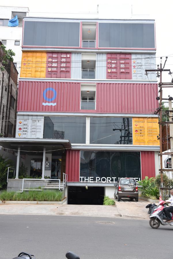 The Port Hotel Visakhapatnam Ngoại thất bức ảnh